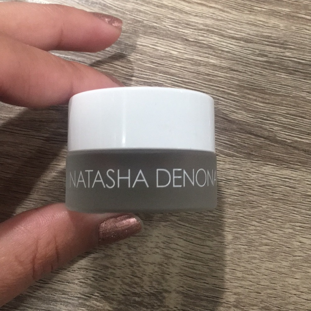 Natasha Denona crystal topcoat in gray brown